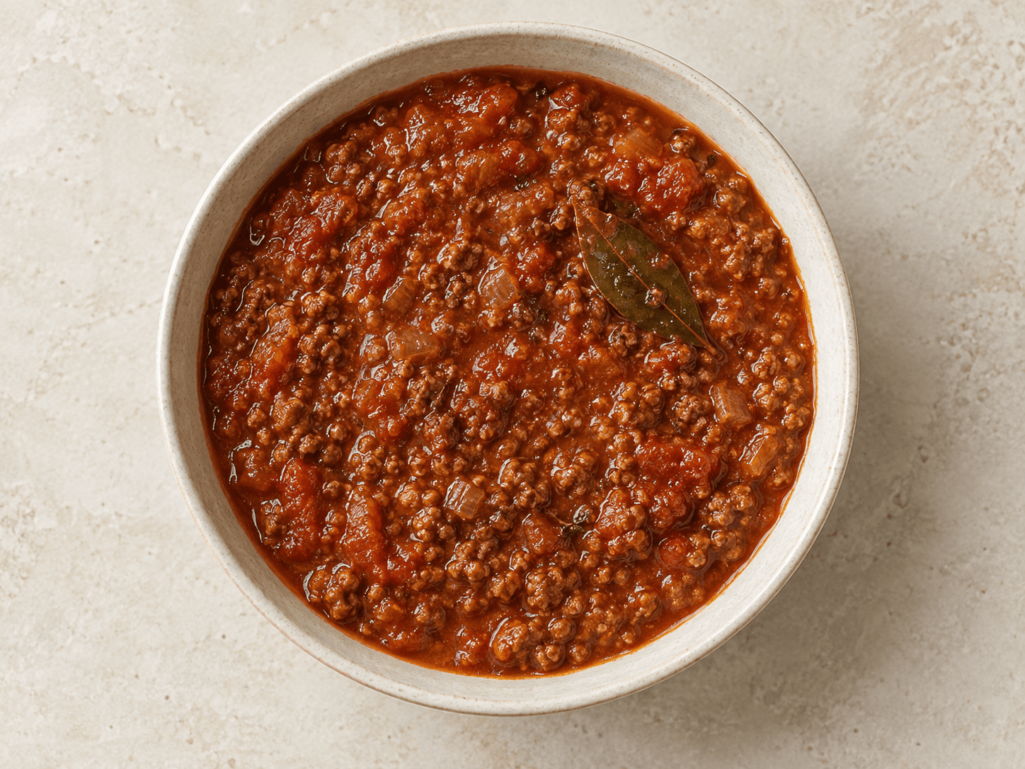 Sauce tomate à la viande hachée — Illustration culinaire générée par IA