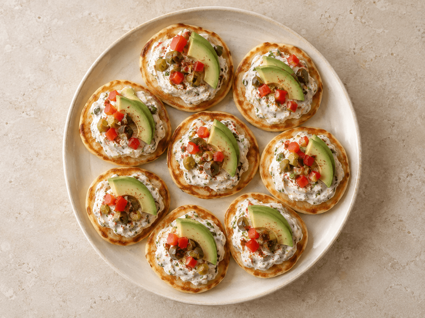 Blinis au fromage frais — Illustration culinaire générée par IA